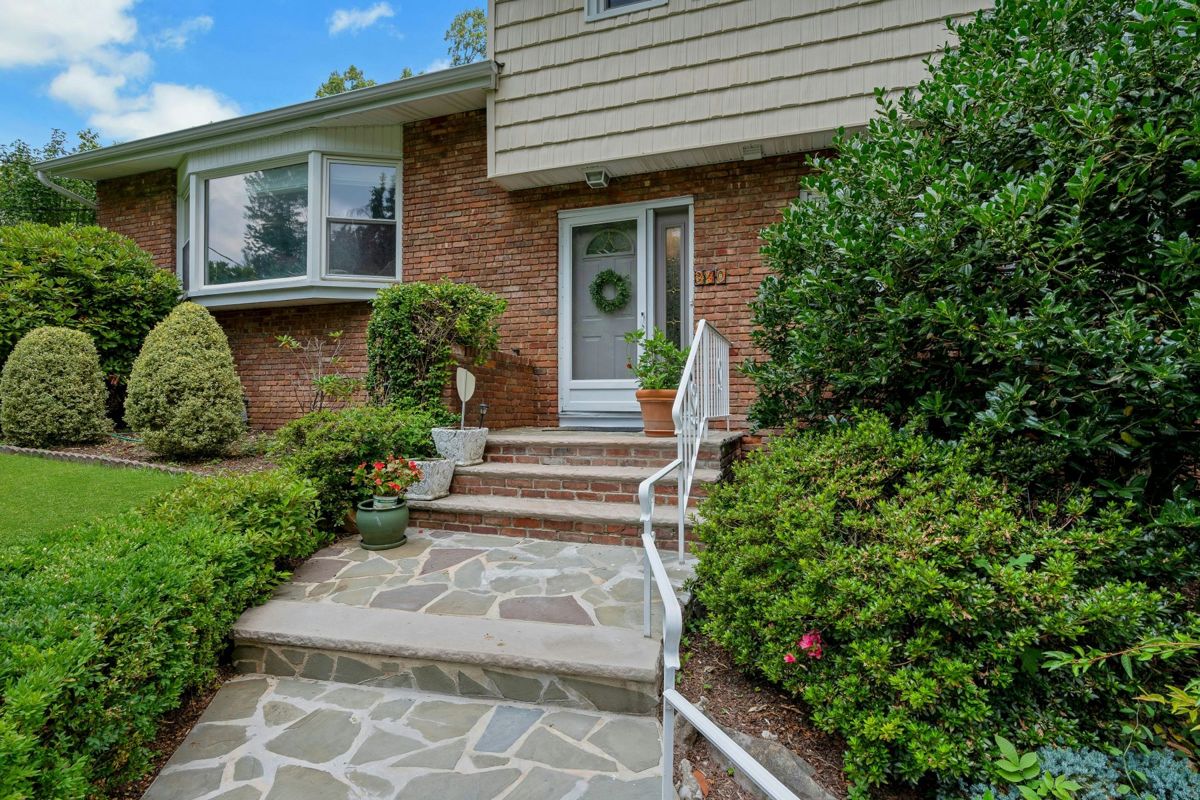 340 Central Avenue, Mountainside, NJ