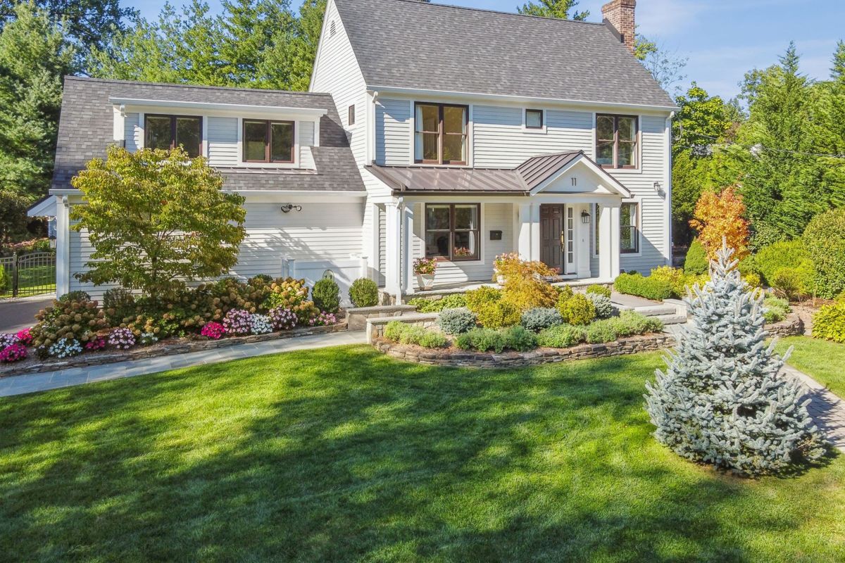 11 Meadowbrook Court, Summit, NJ
