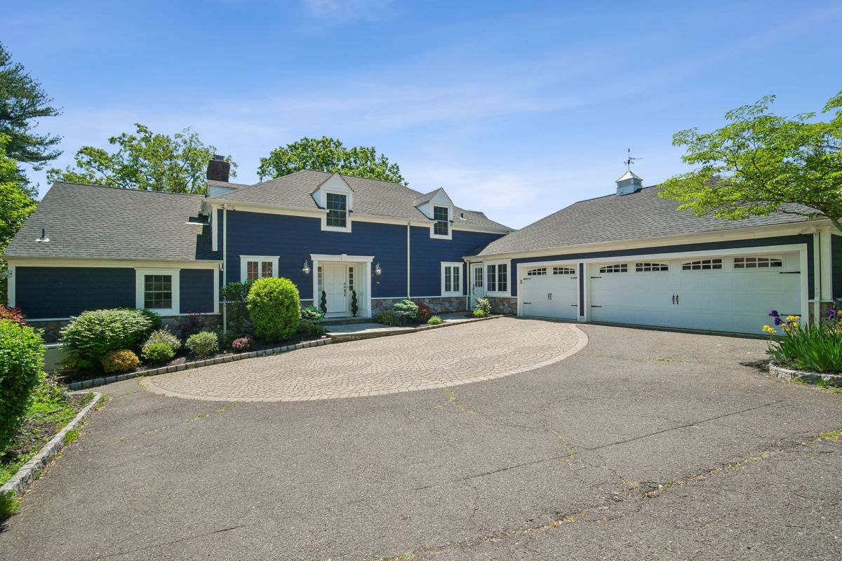 1008 Mary Allen Lane, Mountainside, NJ
